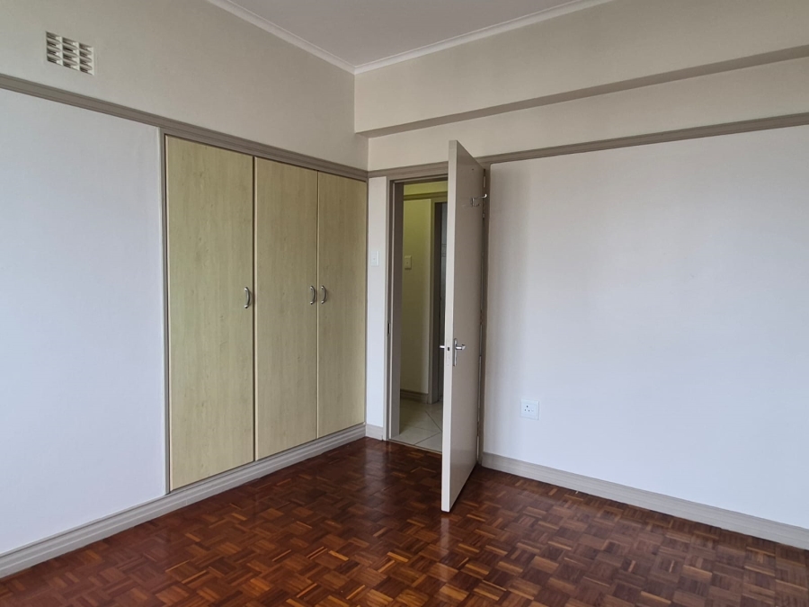 To Let 2 Bedroom Property for Rent in Summerstrand Eastern Cape
